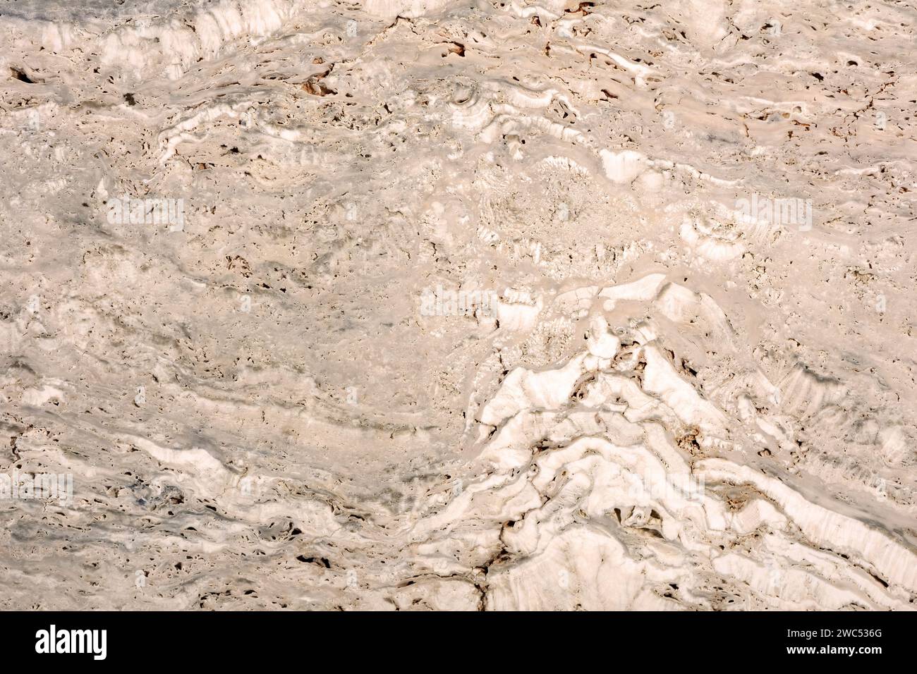 Pierre décorative naturelle travertine, texture granulaire de haute qualité Banque D'Images
