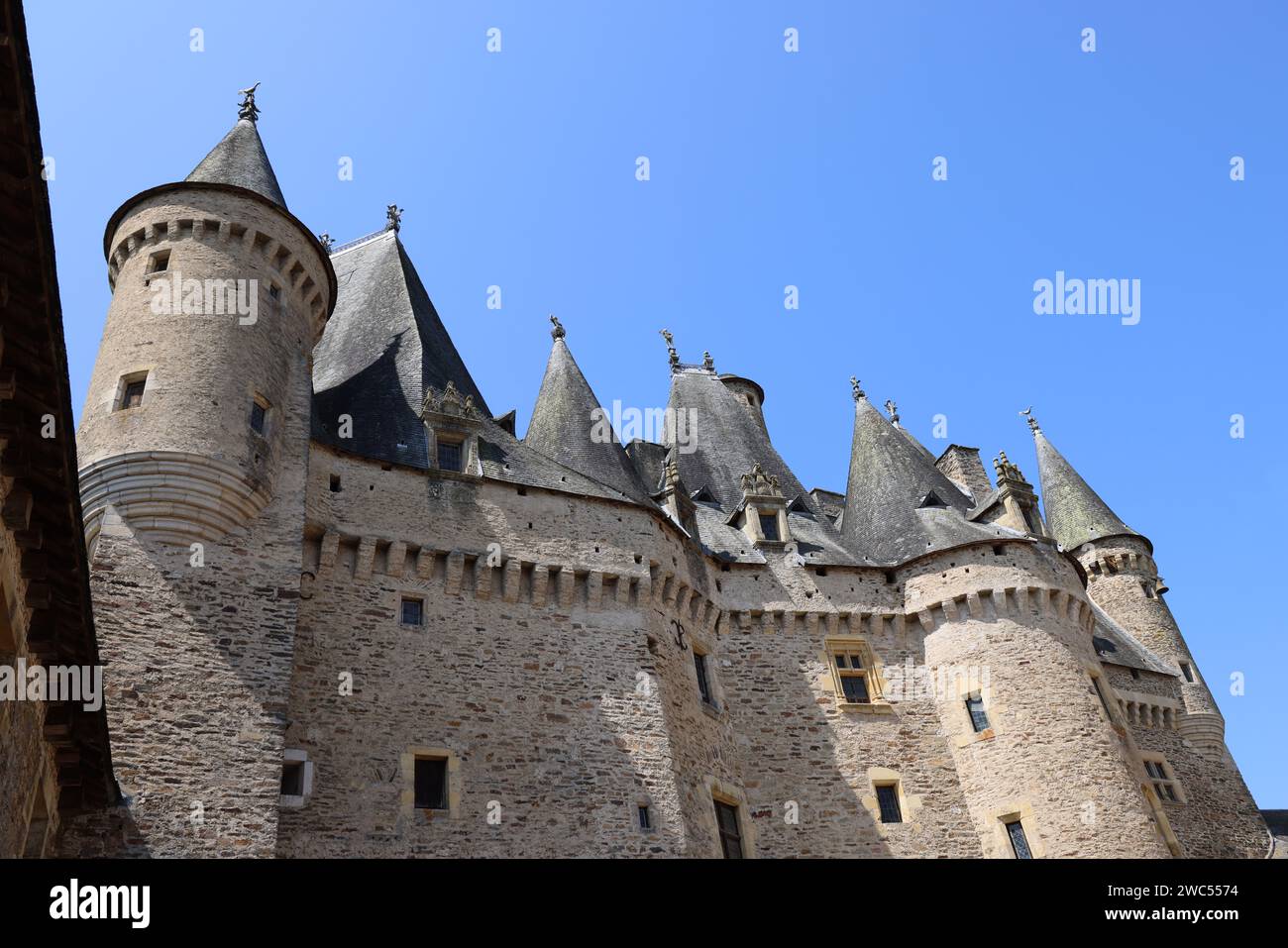 Château de Jumilhac (13e-18e siècle), château fort rénové à la Renaissance, en Périgord Vert. Histoire, voyage dans le passé, architectur Banque D'Images Château de Jumilhac (13e-18e siècle), château fort rénové à la Renaissance, en Périgord Vert. Histoire, voyage dans le passé, architectur Banque D'Images