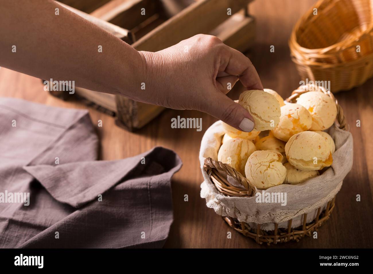 Pains au fromage, en-cas brésilien traditionnel. Banque D'Images