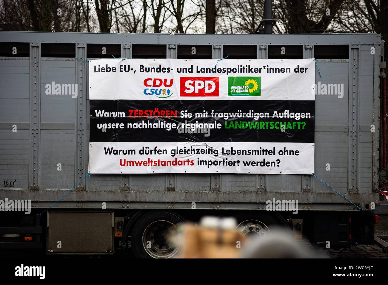 Traktoren während den Protestaktionen am 14. Januar 2024 à Berlin