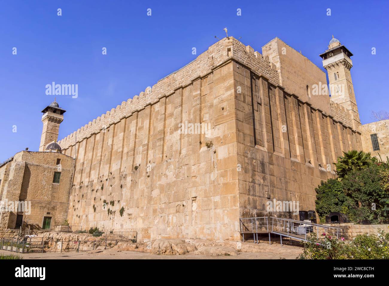 Le Caveau des Patriarches (Tombeau des Patriarches, Machpelah), un sanctuaire religieux, dans le centre-ville de la ville palestinienne de Hébron, Cisjordanie, Palestine Banque D'Images