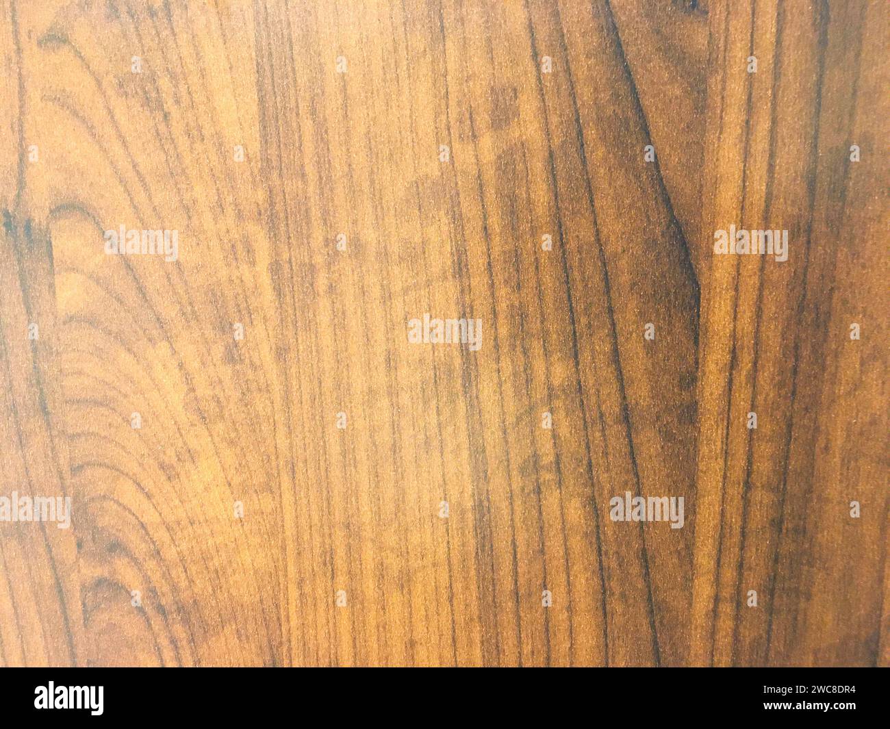 Meubles vintage fabriqués à partir de bois recyclé, ajoutant une touche écologique aux intérieurs. Banque D'Images