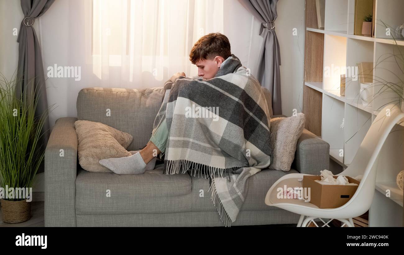 Traitement à domicile de couverture pour malade infecté par un virus Banque D'Images