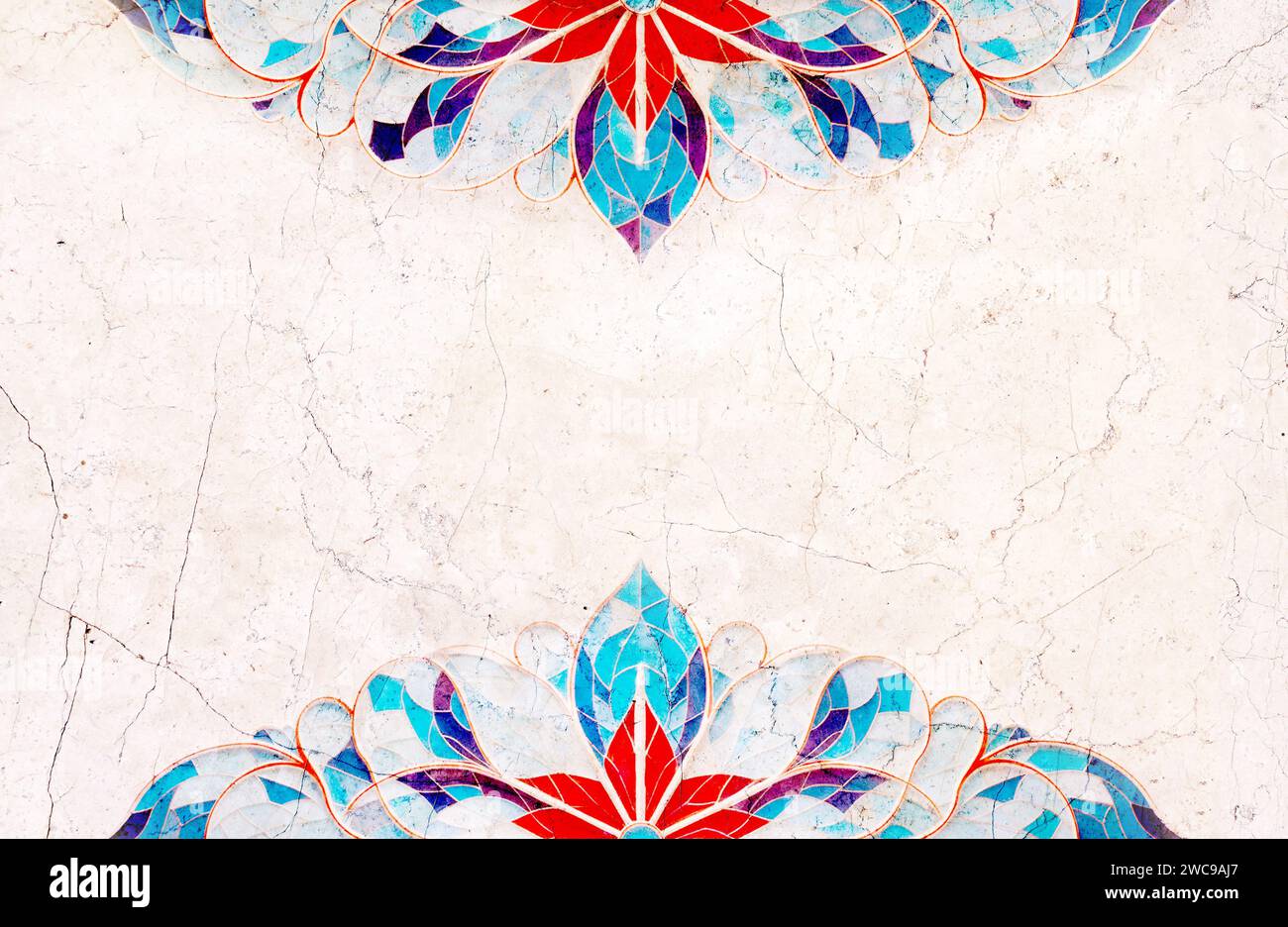 Détail de mur traditionnel persan mosaïque avec ornement géométrique et floral, Iran. Arrière-plan horizontal ou vertical avec carreaux de céramique. Maquette Banque D'Images