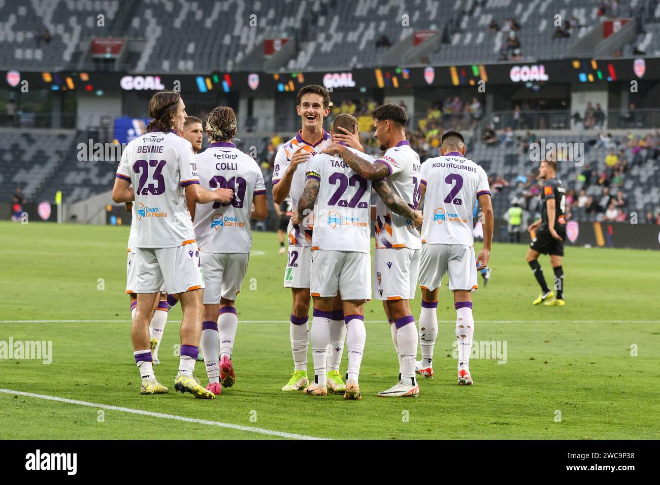 A-Leagues Unite Round - Perth Glory 3-4 Wellington Phoenix - 14 janvier 2024. Wellington Phoenix est revenu au sommet de l'échelle de l'Isuzu Ute A-League Banque D'Images