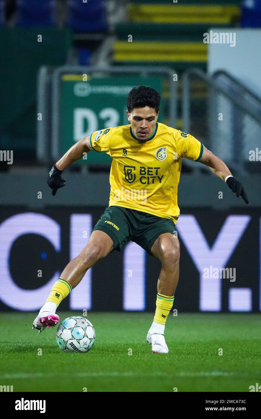 SITTARD, PAYS-BAS - JANVIER 13 : Ragnar Oratmangoen de Fortuna Sittard lors du match néerlandais d'Eredivisie entre Fortuna Sittard et Sparta Rotterdam au Fortuna Sittard Stadion le 13 janvier 2024 à Sittard, pays-Bas. (Photo par Orange Pictures) Banque D'Images