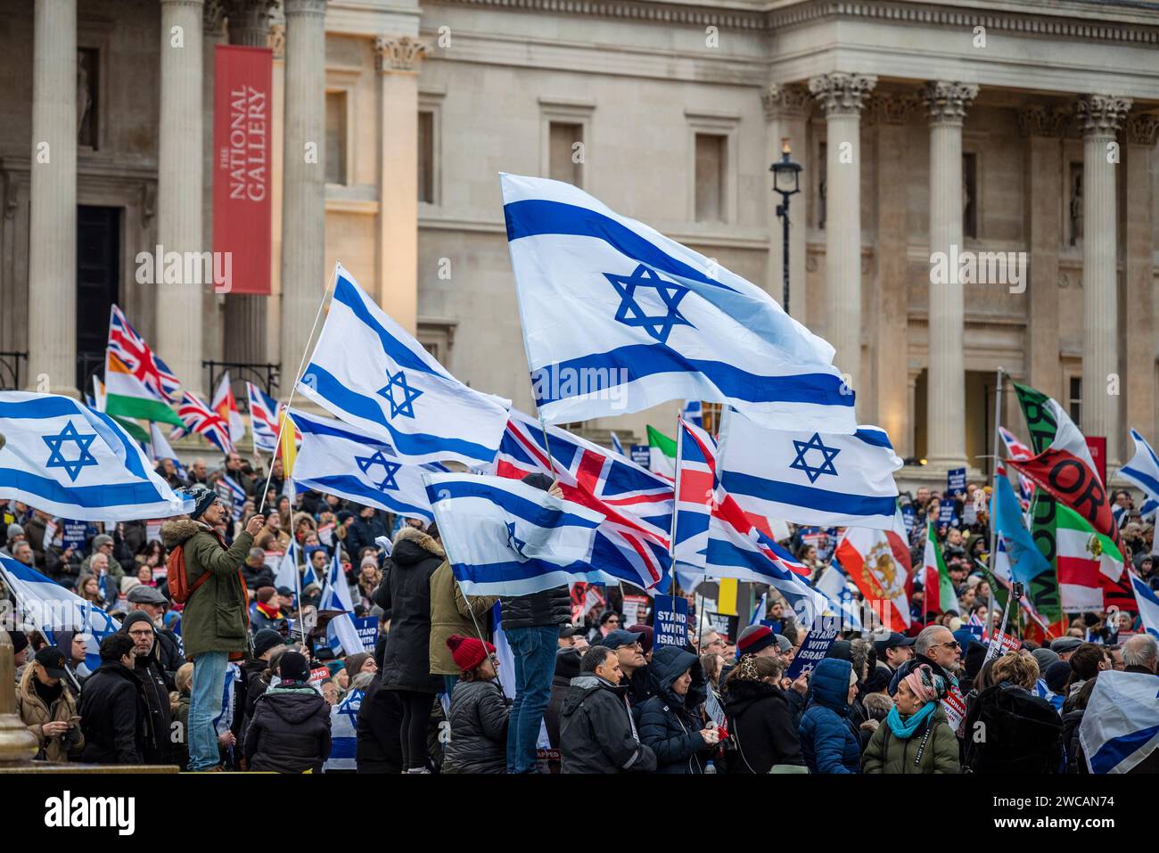 Rassemblement pro-israélien à Trafalgar Square appelant à la libération des otages et marquant 100 jours depuis l'attaque terroriste du Hamas, Londres, Royaume-Uni 14/01/2024 Banque D'Images