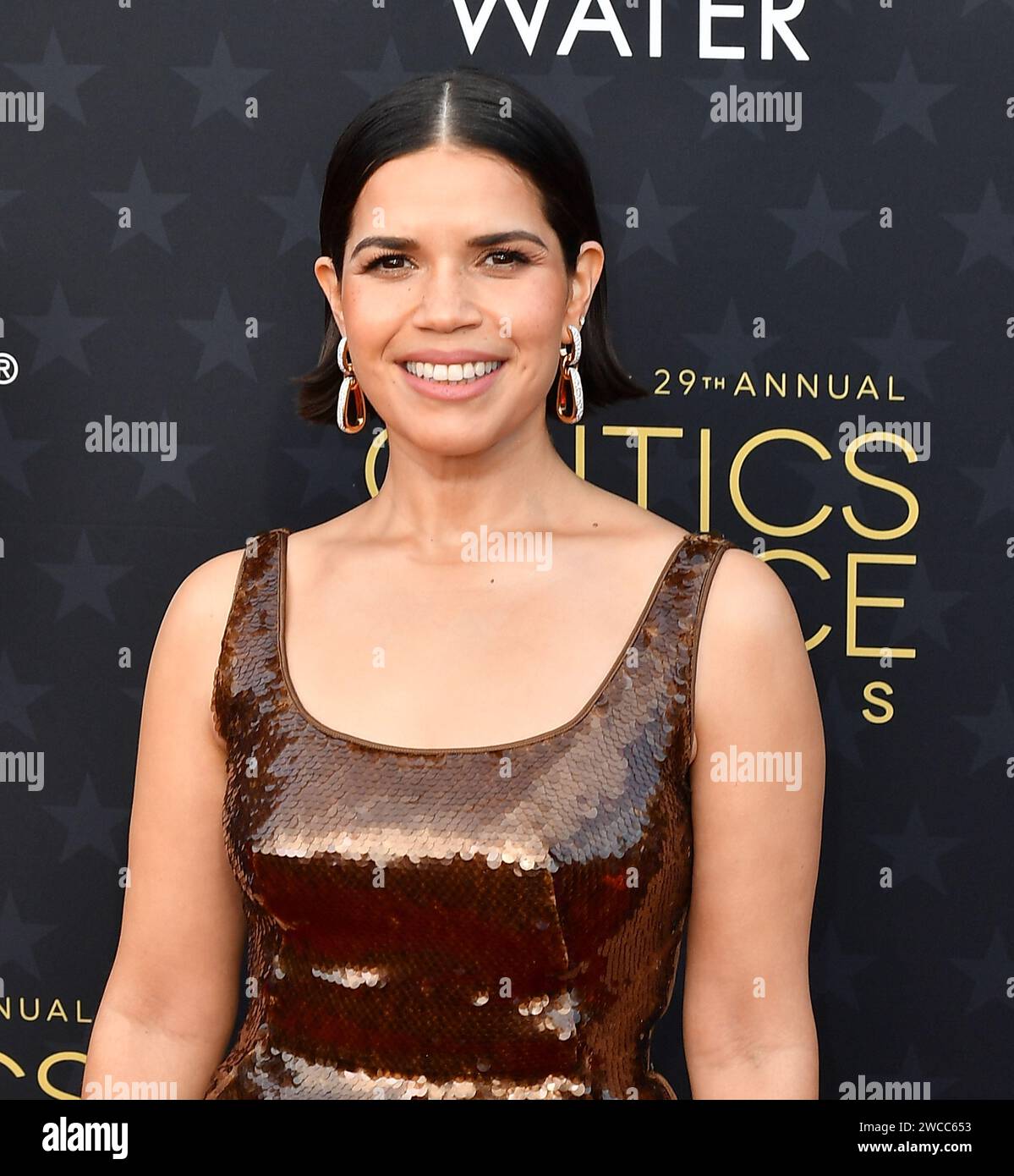 Santa Monica Californie Le 14 Janvier 2024 America Ferrera Participe à La 29e Cérémonie