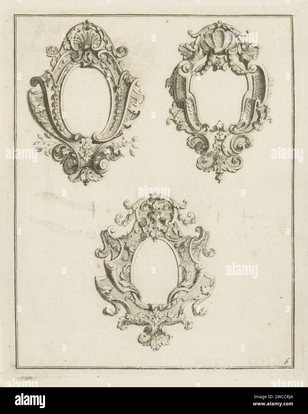 Dre ovale cartouches, anonyme, d'après Johann Leonhard Eisler, 1726 - 1734 print les deux cadres supérieurs sont décorés d'arabesques et d'un ornement rocaille sur le dessus. Le cadre sur le fond décoré d'arabesques et de grands motifs de feuilles sur le dessus et le dessous. Décoration gravure papier Nuremberg  cartouche. acanthus  ornement. ornement rocaille. ornement  arabesque Banque D'Images