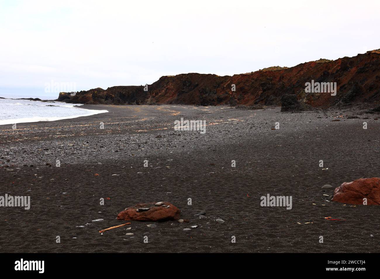 Djúpalónssandur est une plage de sable et une baie au pied de Snæfellsjökull en Islande Banque D'Images