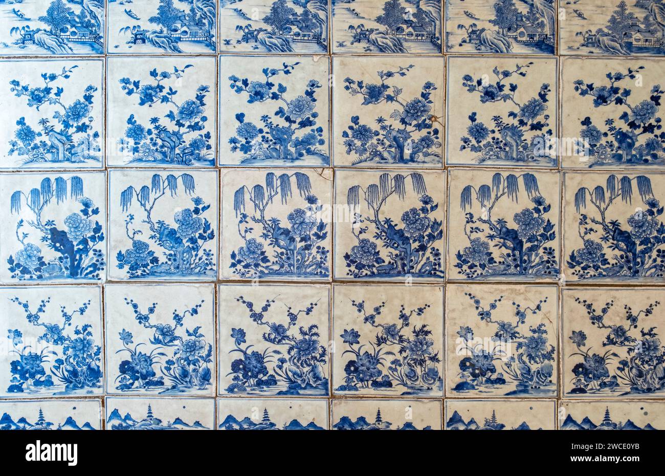 Carreaux de porcelaine bleu et blanc, Paradesi Synagogue, Matancherry, Jew Town, Cochin, Kerala, Inde Banque D'Images