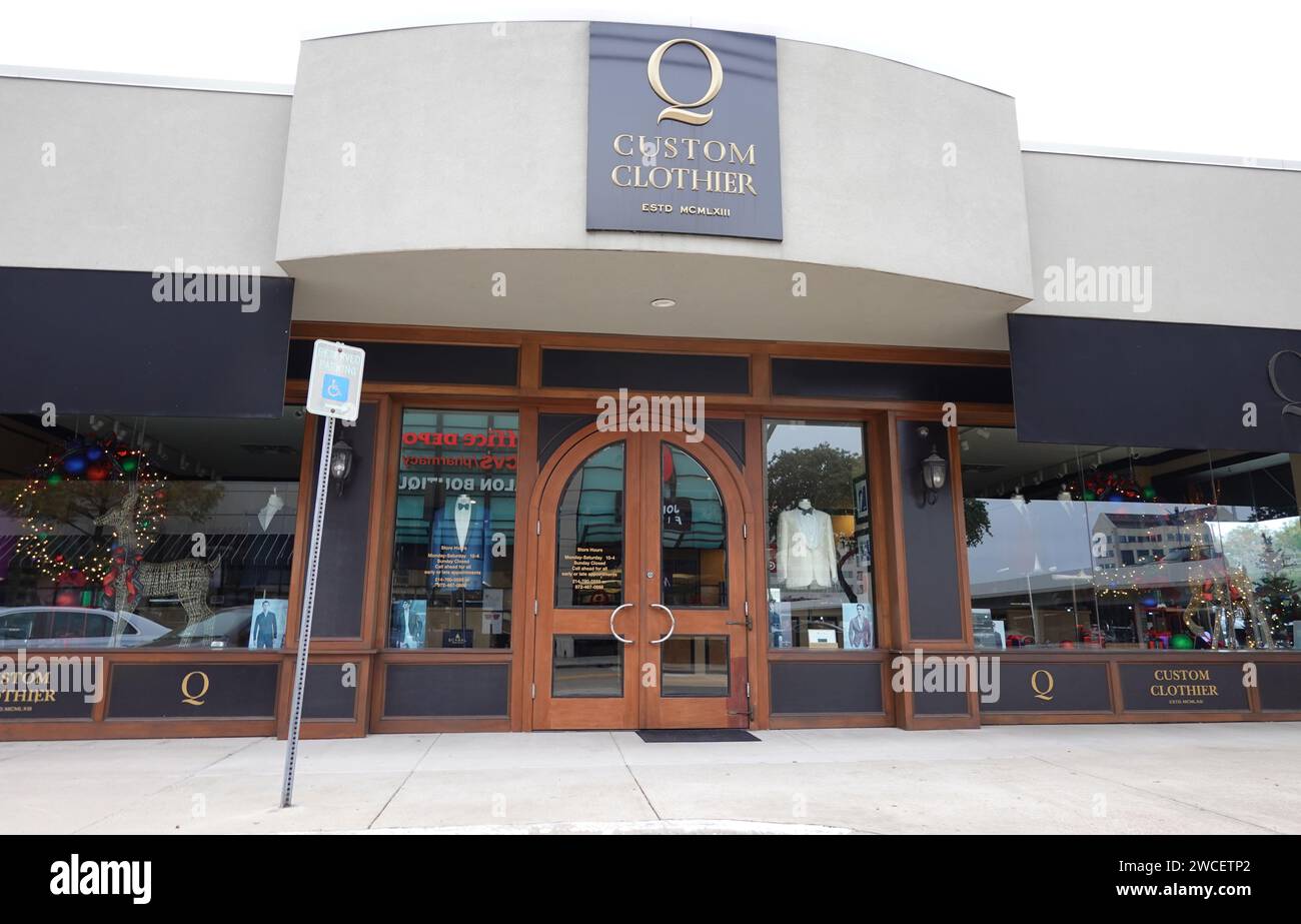 Q magasin Custom Clothier à Dallas Texas - novembre 2023 Banque D'Images