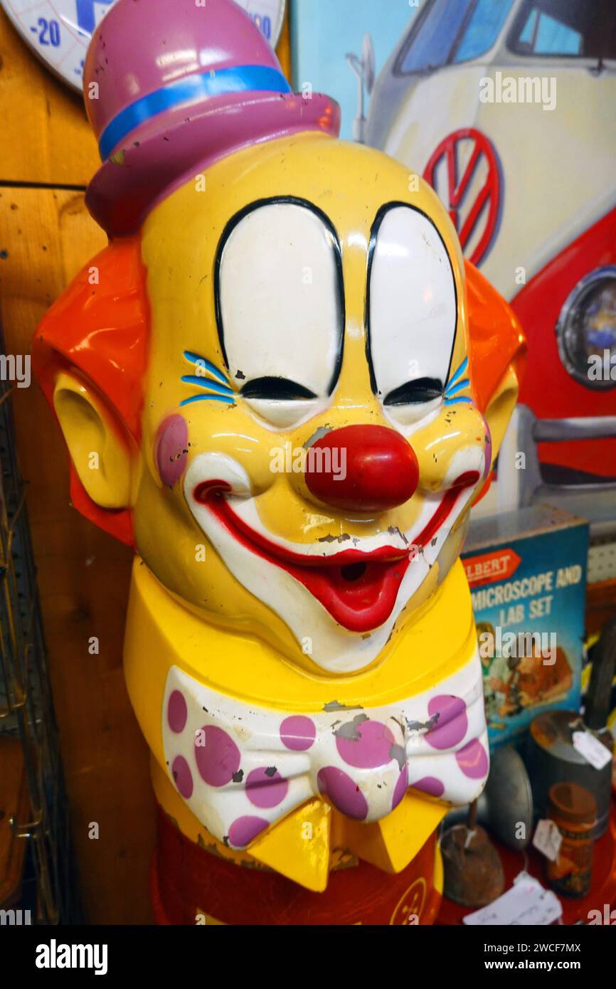 Tête de clown de réservoir d'hélium de Windy Corporation - novembre 2023 Banque D'Images