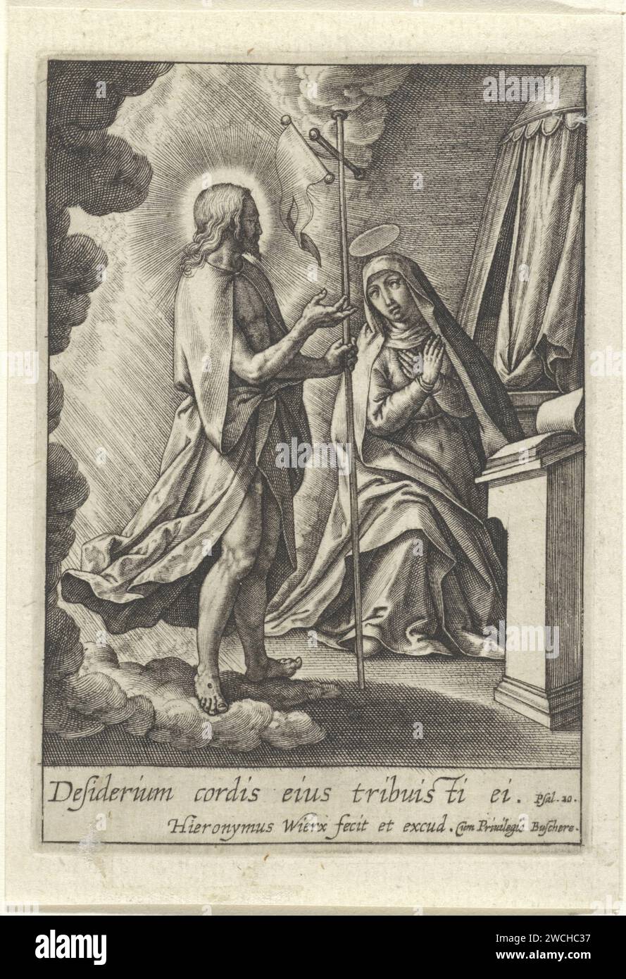 Christ apparaît à Maria, Hieronymus Wierix, 1563 - avant 1619 imprimer Christ apparaît à sa mère Marie après sa mort. Il est entouré de nuages et tient une croix -bâton avec une bannière dans sa main. Maria est agenouillée en prière à son bureau. Dans la marge une citation biblique de PS. 20 en latin. Anvers gravure sur papier Christ, peut-être habillé en pèlerin, apparaissant à sa mère, qui est habituellement montrée en train de prier Banque D'Images