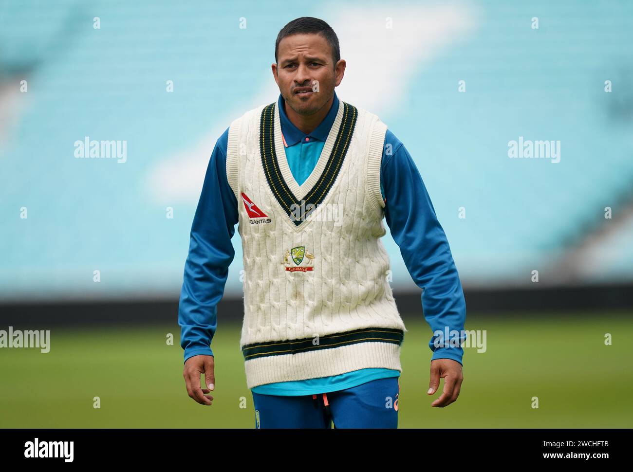 Photo de dossier datée du 25-07-2023 de l'australien Usman Khawaja, qui a poursuivi sa campagne pour soutenir les personnes touchées par le conflit en Palestine, en publiant un T-shirt de charité. Date d'émission : mardi 16 janvier 2024. Banque D'Images