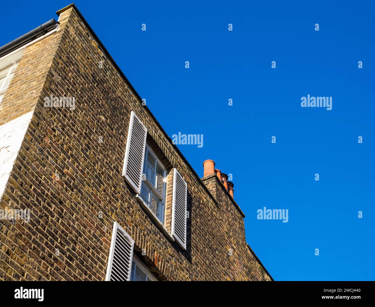 Maisons de luxe avec fenêtres à guillotine, The Mount, Hampstead, Londres, Angleterre, UK, GB. Banque D'Images