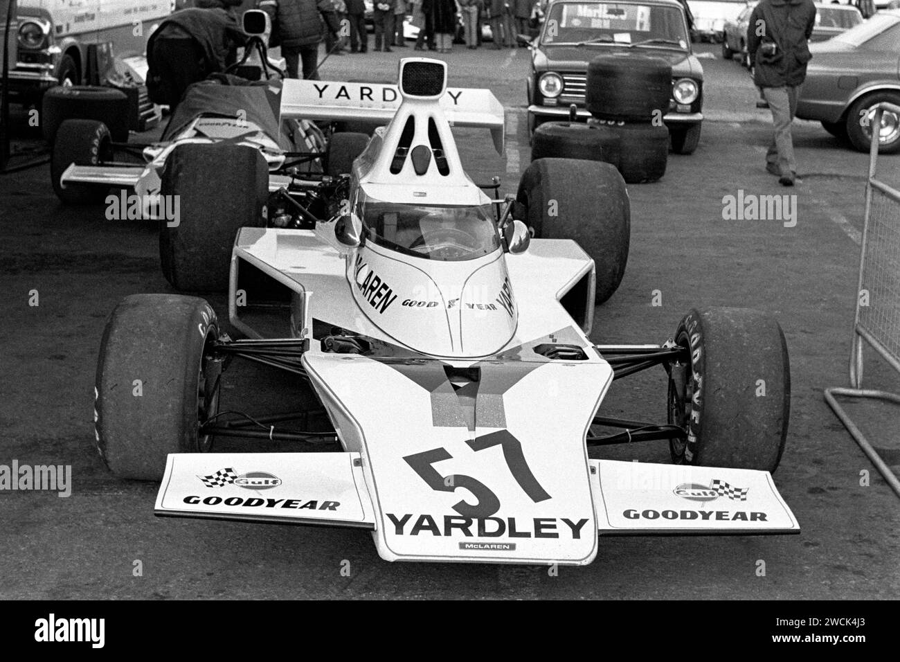 Denny Hulme est nouveau pour 1973 McLaren M23 Race of Champions Brands Hatch Banque D'Images