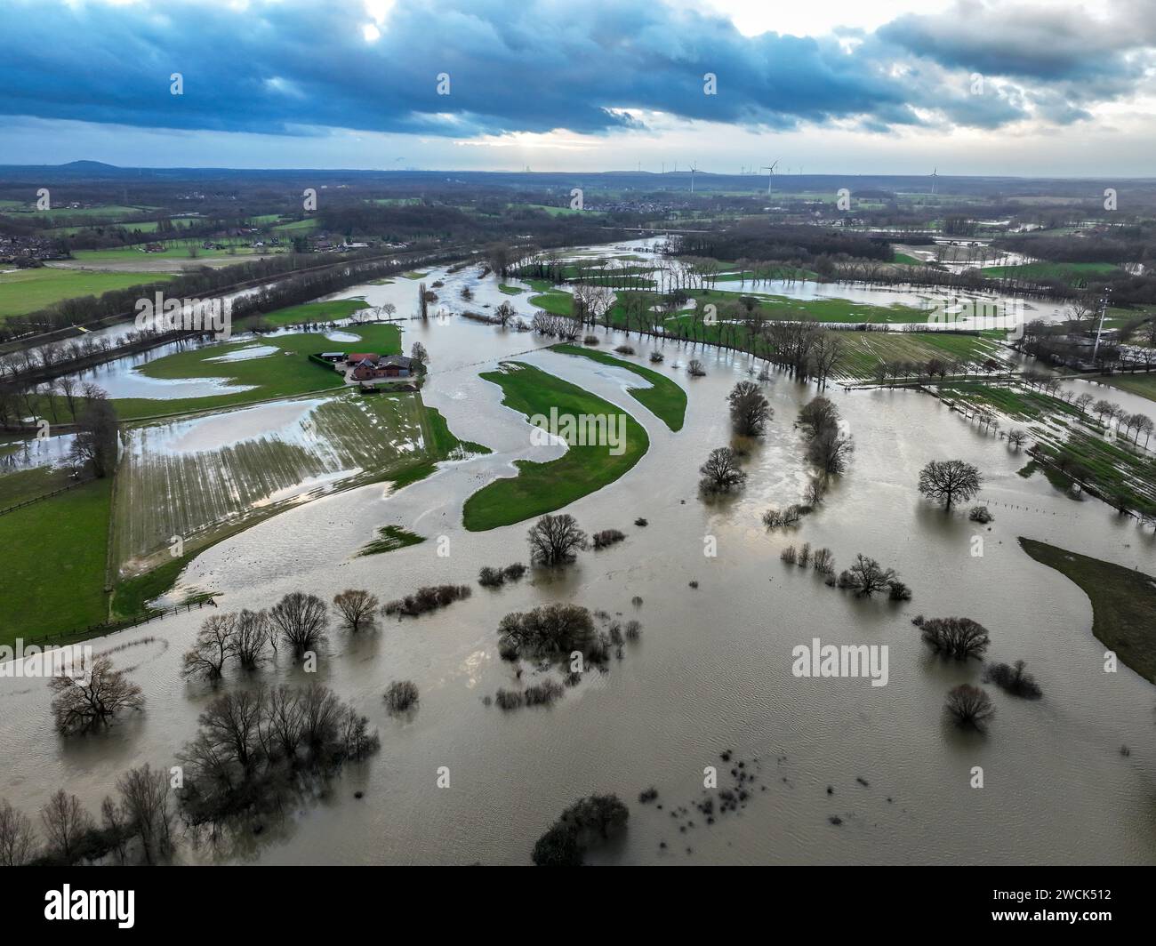 Dorsten, Rhénanie du Nord-Westphalie, Allemagne - inondation sur la Lippe, rivière dans la région de la Ruhr. Banque D'Images