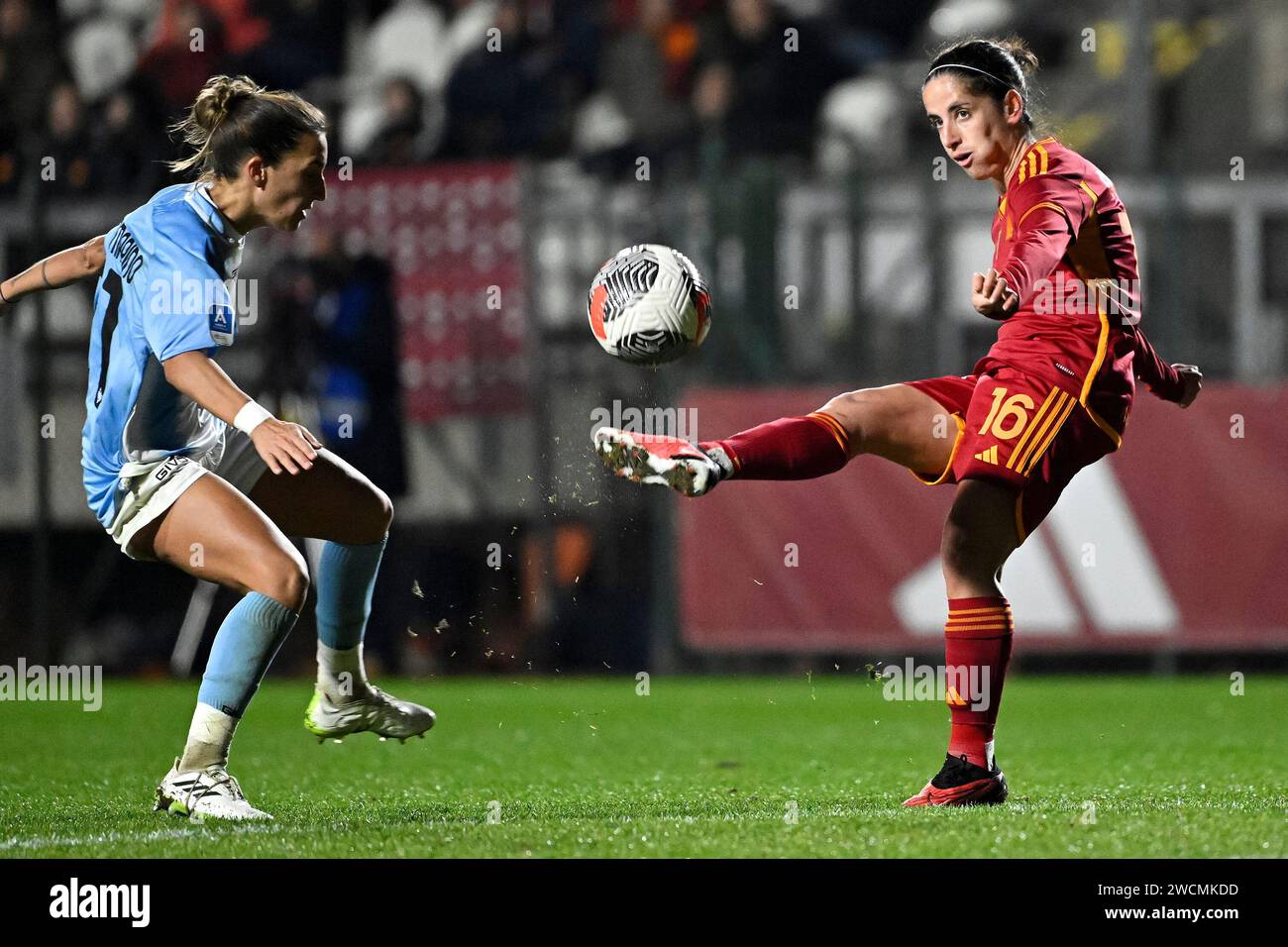 Maillot De Match Porté AS Roma Femme 2022-23 - New Balance Taille S - Numéro 16