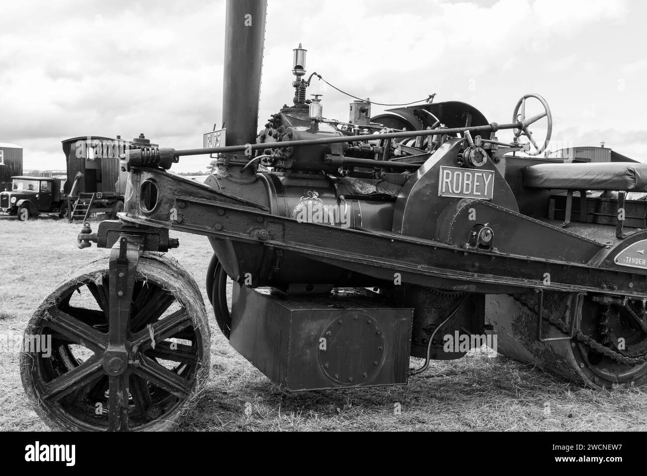 Low Ham.Somerset.United Kingdom.July 23rd 2023.Un rouleau de route tandem Robey est exposé au Somerset Steam and Country show Banque D'Images