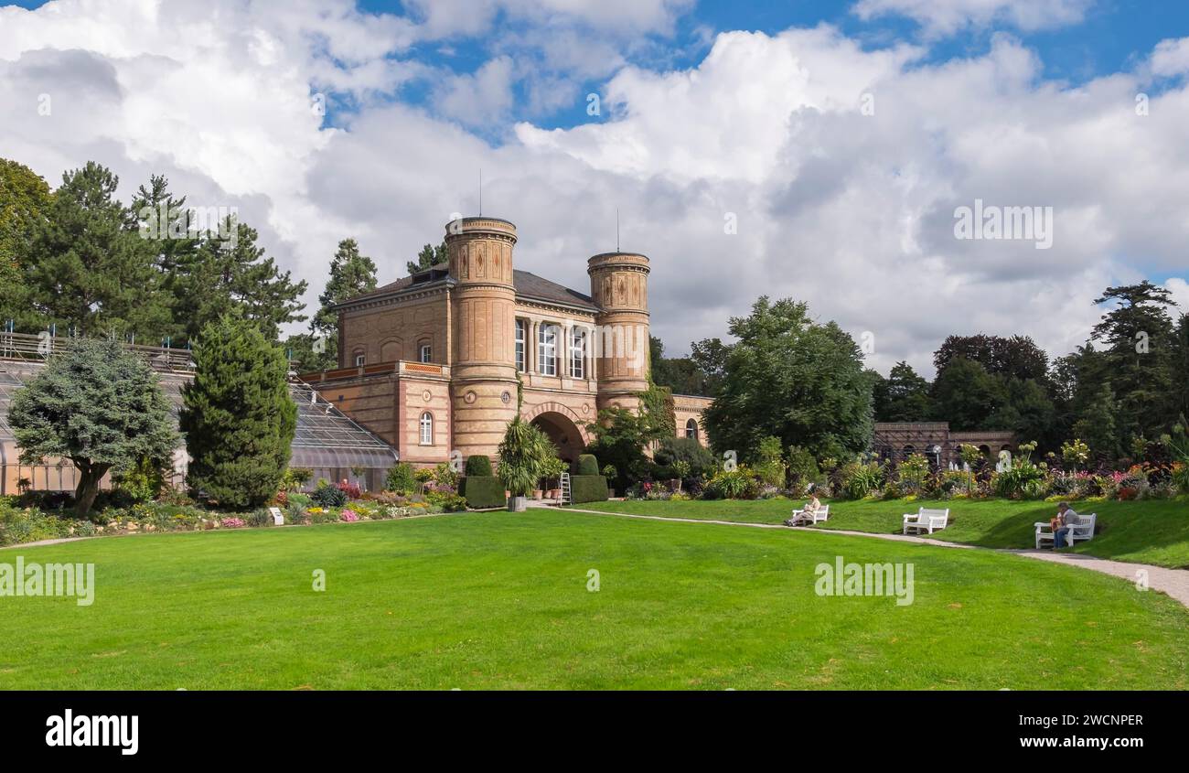 Arcade, jardin botanique dans les jardins du palais de Karlsruhe, Karlsruhe, Baden-Wuerttemberg, Allemagne Banque D'Images