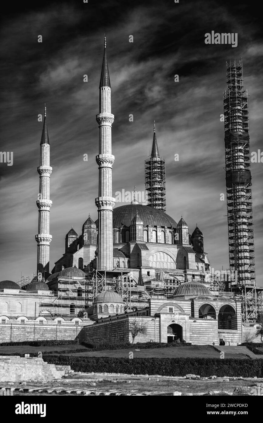 Edirne, Turkiye - 14 JANVIER 2024 : la mosquée Selimiye est une mosquée impériale ottomane, située à Edirne, Turkiye. Il a été commandé par le sultan Selim II Banque D'Images