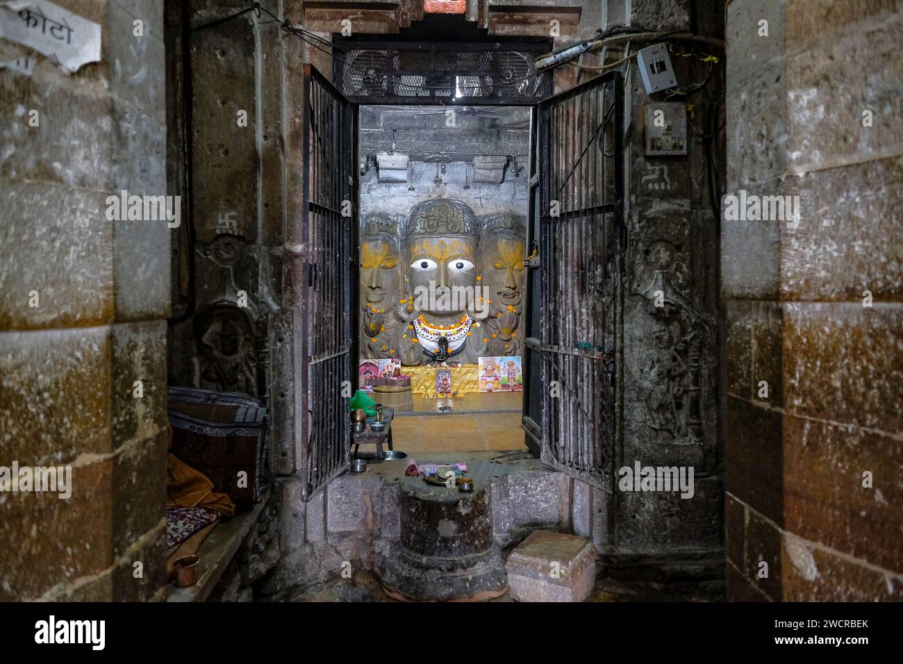 Chittorgarh, Inde - 6 janvier 2024 : Temple Samadhisvara au fort de Chittorgarh à Chittorgarh, Rajasthan, Inde. Banque D'Images