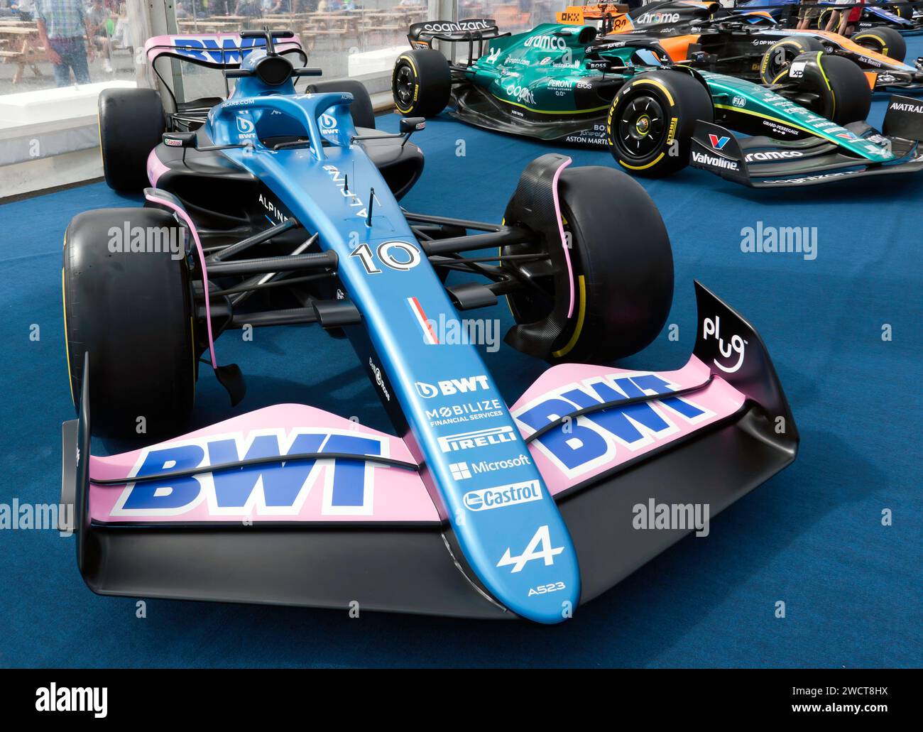 Vue de la 2023, BWT Alpine A523 propulsée par Renault, voiture de formule 1 pilotée par Esteban Ocon et Pierre Gasly, Banque D'Images