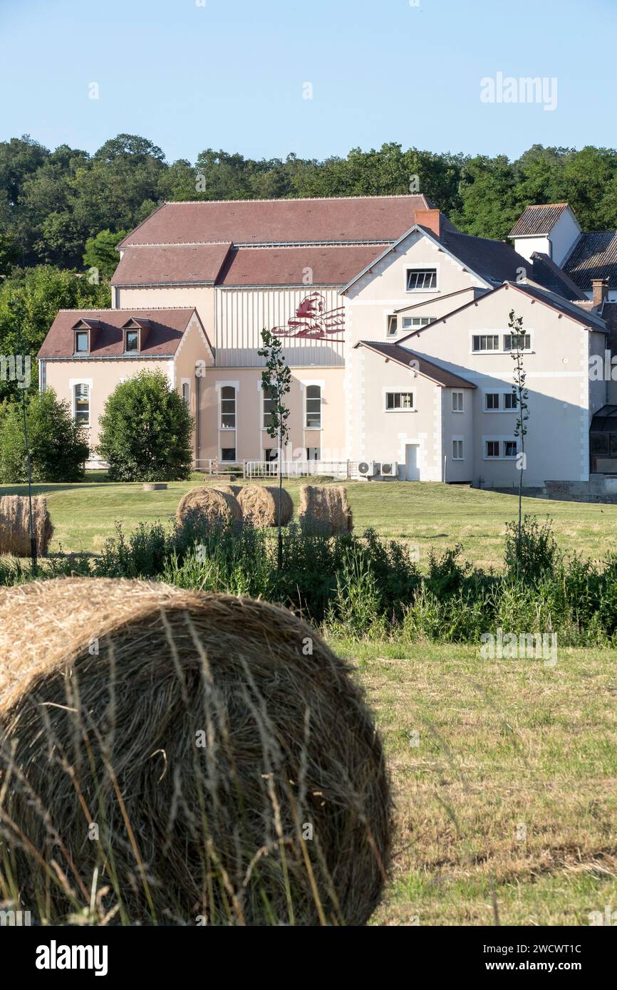 France, Indre et Loire, Vallée de la Loire classée au patrimoine mondial de l'UNESCO, Villedômer, le moulin à farine de Raimbert situé au moulin de Courquigny est un moulin familial indépendant qui existe depuis 1913 Banque D'Images