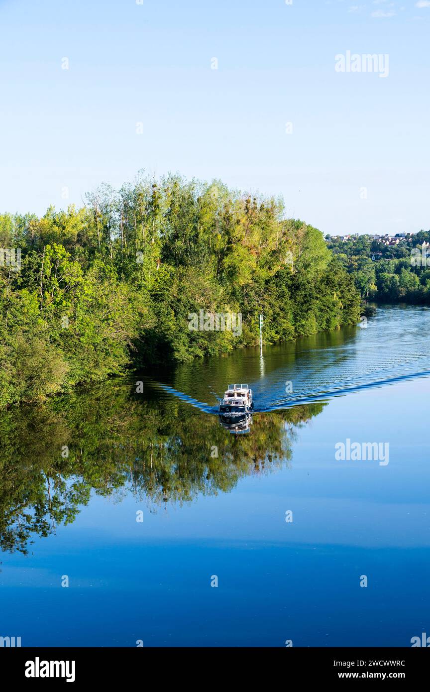 France, Val d'Oise, ville de Cergy, Oise depuis le pont du Quai de la tourelle Banque D'Images