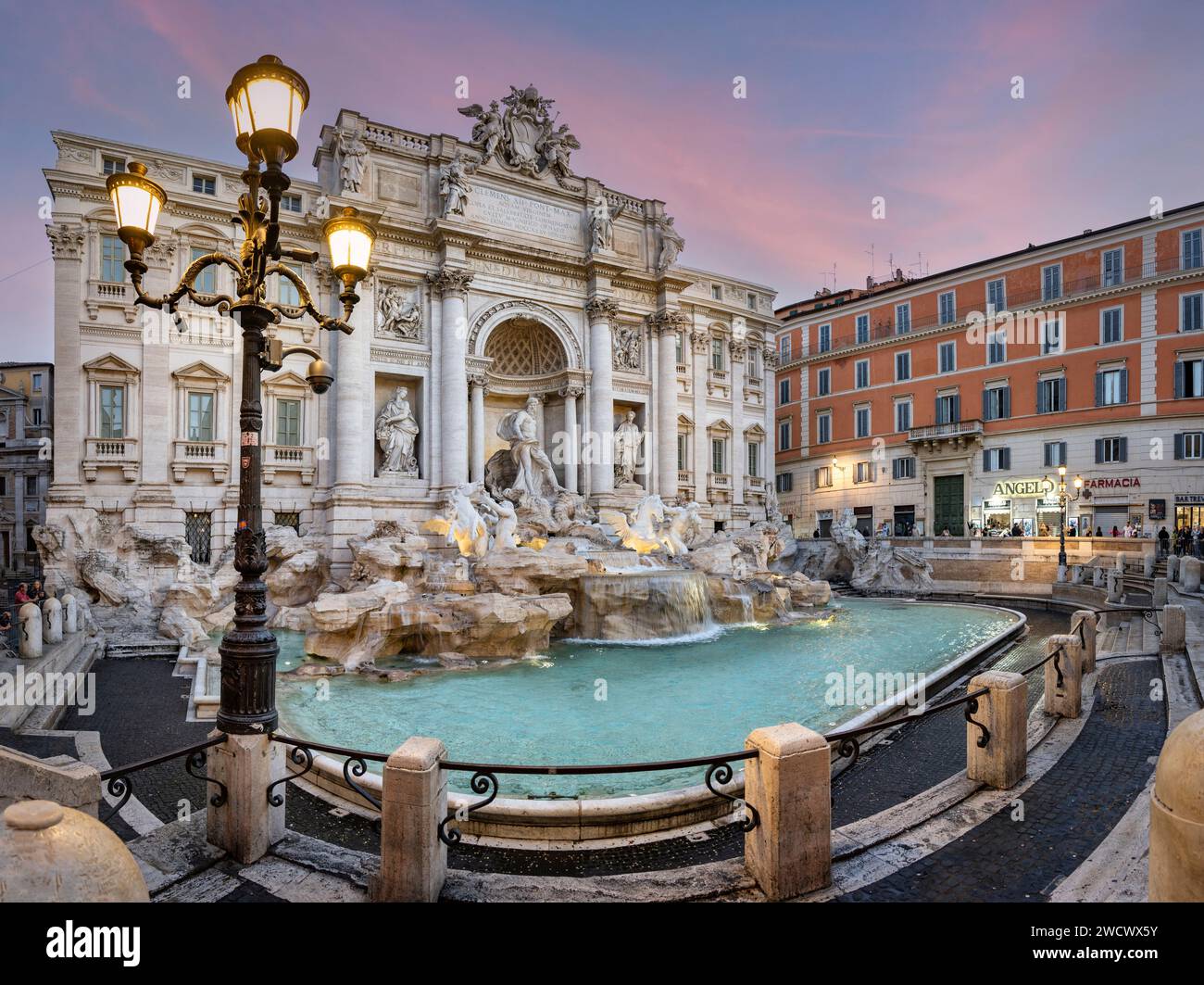 Italie, Latium, Rome, Piazza di Trevi, Fontaine de Trevi et Palazzo poli Banque D'Images