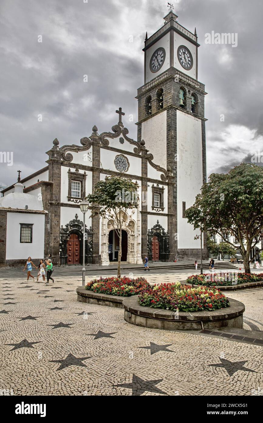 Portugal, archipel des Açores, île de Sao Miguel, Ponta Delgada, Matriz de Sao Sebastiao ou église Saint Sébastien Banque D'Images
