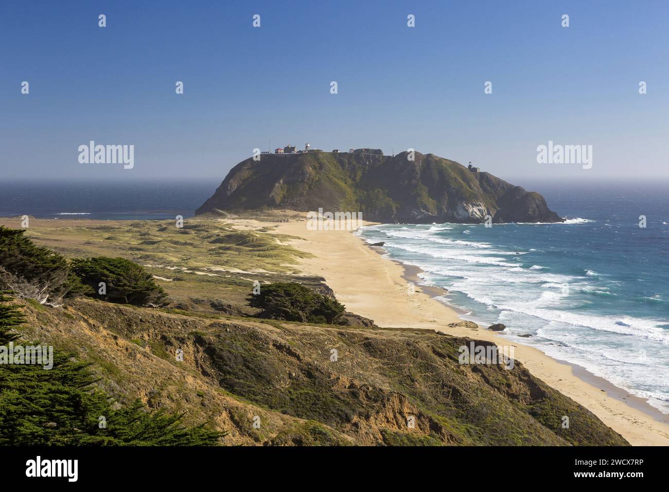 États-Unis, Californie, Pacific Coast Highway, Carmel-by-the-Sea, sur la route numéro 1 le long du Pacifique Banque D'Images États-Unis, Californie, Pacific Coast Highway, Carmel-by-the-Sea, sur la route numéro 1 le long du Pacifique Banque D'Images