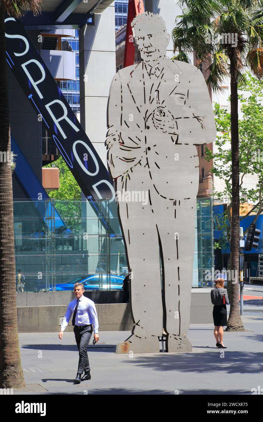 Australie, Nouvelle-Galles du Sud, Sydney, Central Business District (CBD), Chifley Square, sculpture représentant Ben Chifley créée par l'artiste Simeon Nelson Banque D'Images