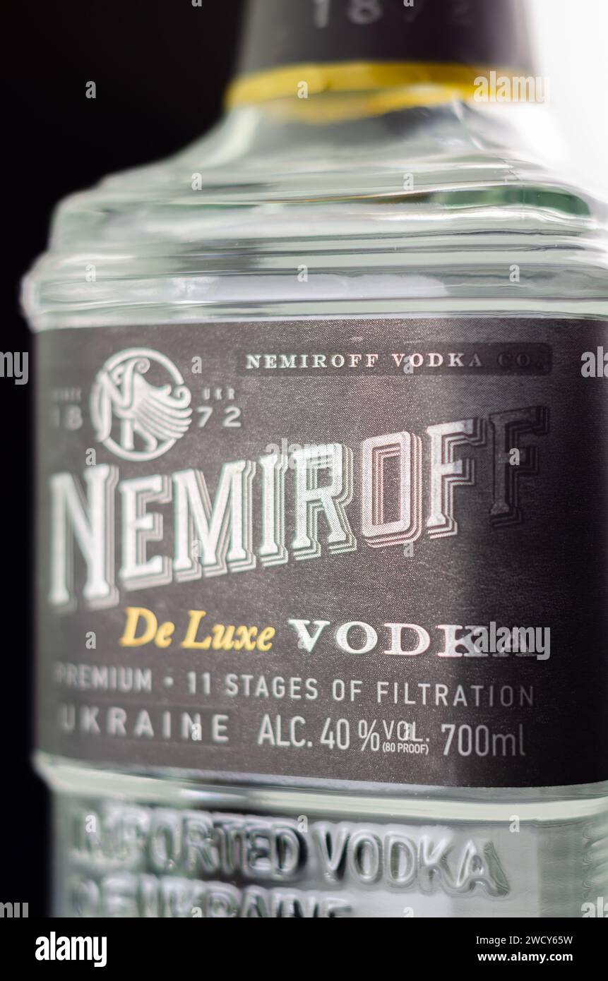 LONDRES, Royaume-Uni - 16 JANVIER 2024 Nemiroff est une marque de vodka ukrainienne avec une histoire de 150 ans, sa production remonte à 1872 dans la ville de Nemiroff, Banque D'Images