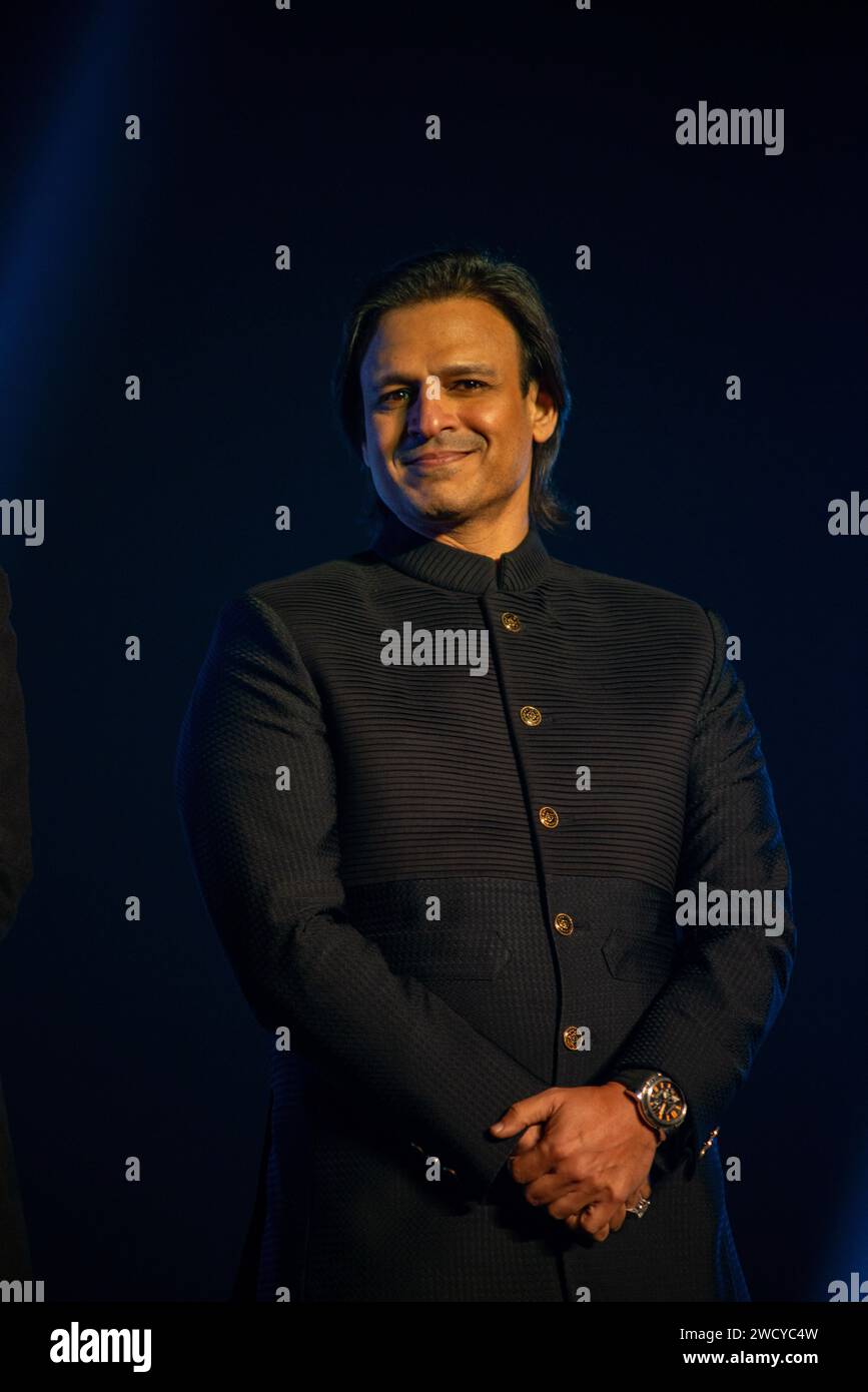 New Delhi, Inde. 17 janvier 2024. L'acteur indien Vivek Oberoi fait la promotion de sa prochaine série télévisée, Indian police Force, lors de l'événement "INDIAN POLICE Ko SALAAM" organisé au Mémorial de la police nationale, Chanakyapuri. L'événement est en association avec la police de Delhi, PFWS (police Families Welfare Society) et Amazon Prime Video. (Photo Pradeep Gaur/SOPA Images/Sipa USA) crédit : SIPA USA/Alamy Live News Banque D'Images