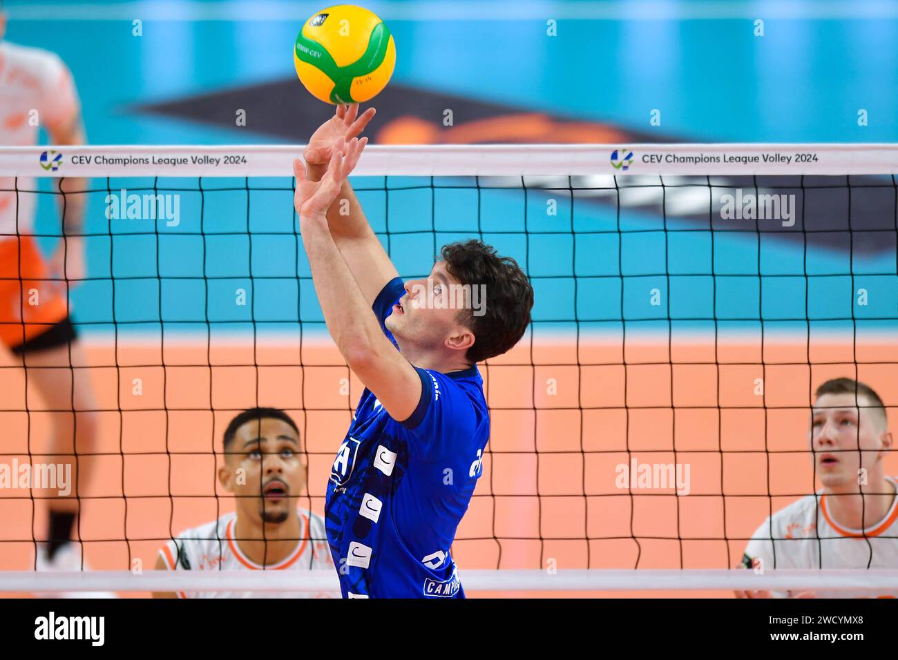 Hannesa Gerkena lors du match de la Ligue des champions de volleyball masculin CEV entre Jastrzebski Wegiel et SVG Luneburg le 17 janvier 2024 à Jastrzebie-Zdroj, Pologne. (Photo de PressFocus/Sipa USA) Banque D'Images