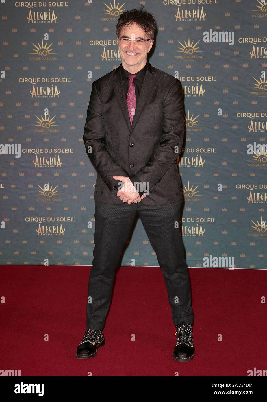 17 janv. 2024 - Londres, Angleterre, Royaume-Uni - Noel Fitzpatrick assiste à la première européenne de ALEGRIA C in A New Light du Cirque du Soleil, Royal Albert Hall Banque D'Images