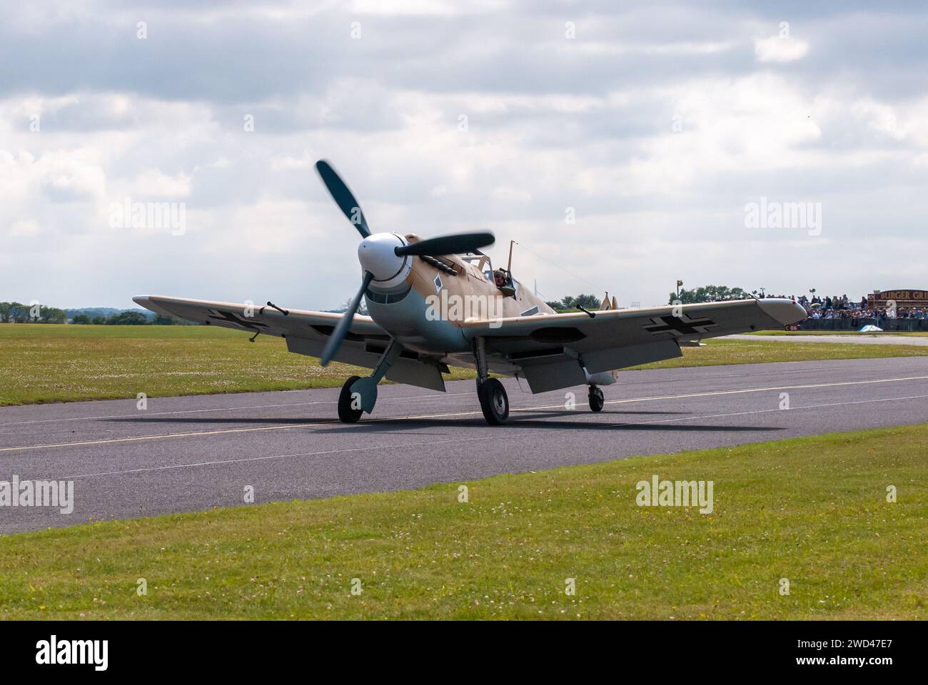 Avion de chasse BF109. German Messerschmitt me-109 Warbird. Vu avec le moteur Hispano Buchón et design lors d'un salon aéronautique. Banque D'Images