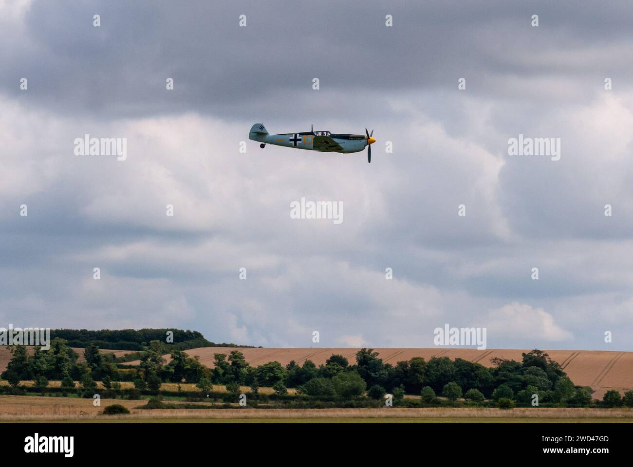 Messerschmitt BF 109 avec moteur Hispano en vol de formation. Le célèbre avion de chasse Gerrman WW2 ME109 Banque D'Images