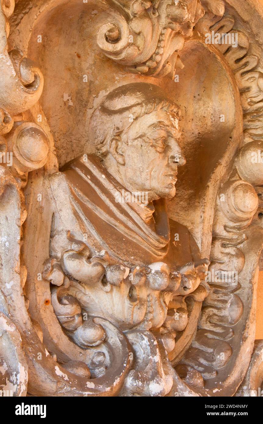 Sculpture Panama-California Juníper Serra, Cour, Casa del Prado, Balboa Park, San Diego, Californie Banque D'Images