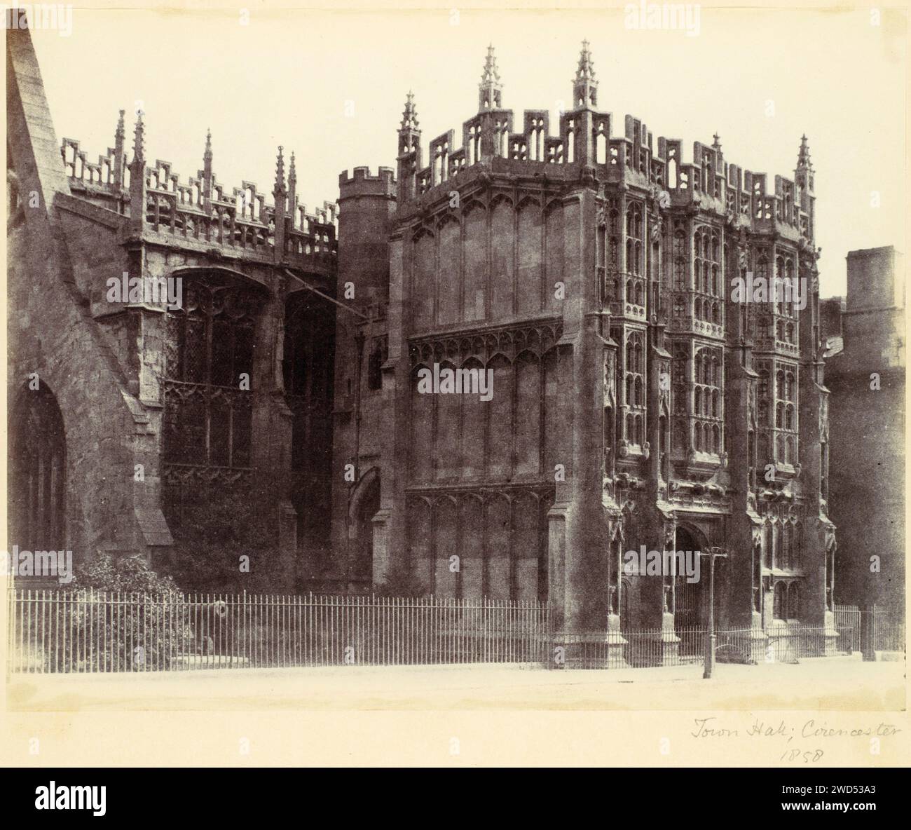 Hôtel de ville, Cirencester. Alfred Capel Cure. 1858. Impression argentée albumen à partir du négatif en papier. Banque D'Images