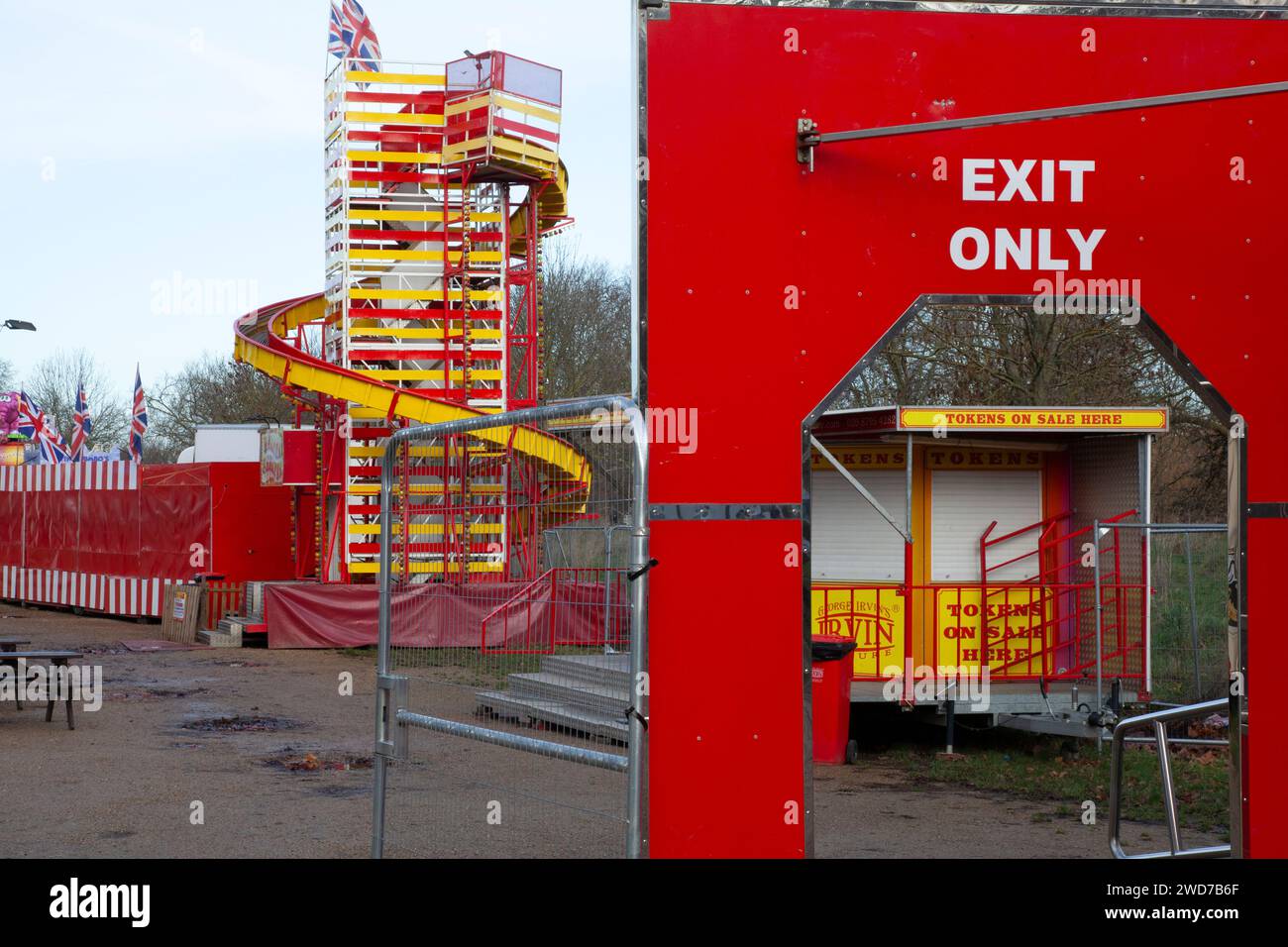 Vacant Fairground sur Clapham Common, Londres, Royaume-Uni Banque D'Images