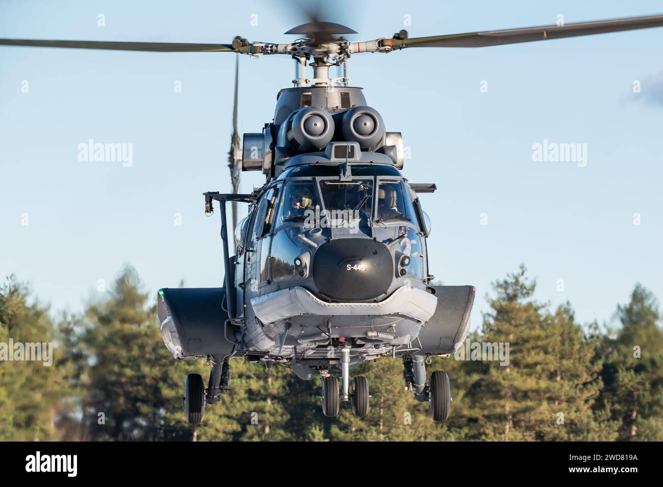 Un hélicoptère militaire Eurocopter AS532 Cougar du 300e escadron de la Rpyal Netherlands Air Force. Banque D'Images