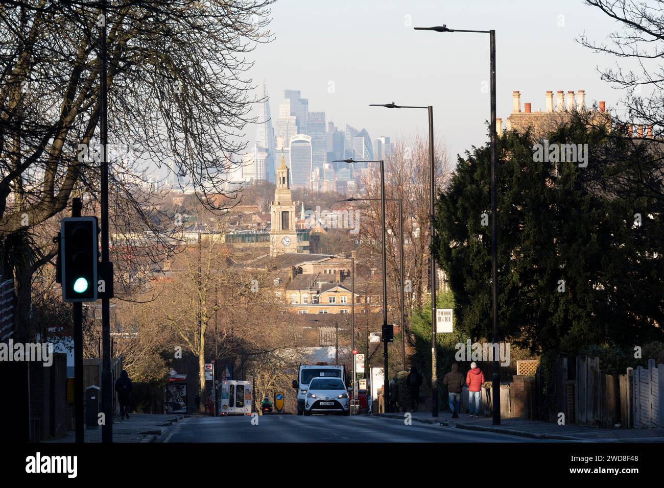 Vu à mi-chemin Knights Hill SE27 est un paysage urbain du quartier financier de la capitale, le 18 janvier 2024, à Londres, en Angleterre. Banque D'Images