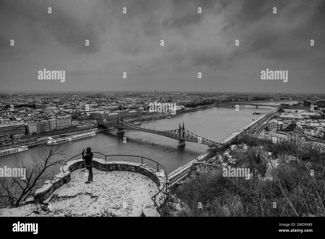 Touriste à Budapest ville en hiver Banque D'Images