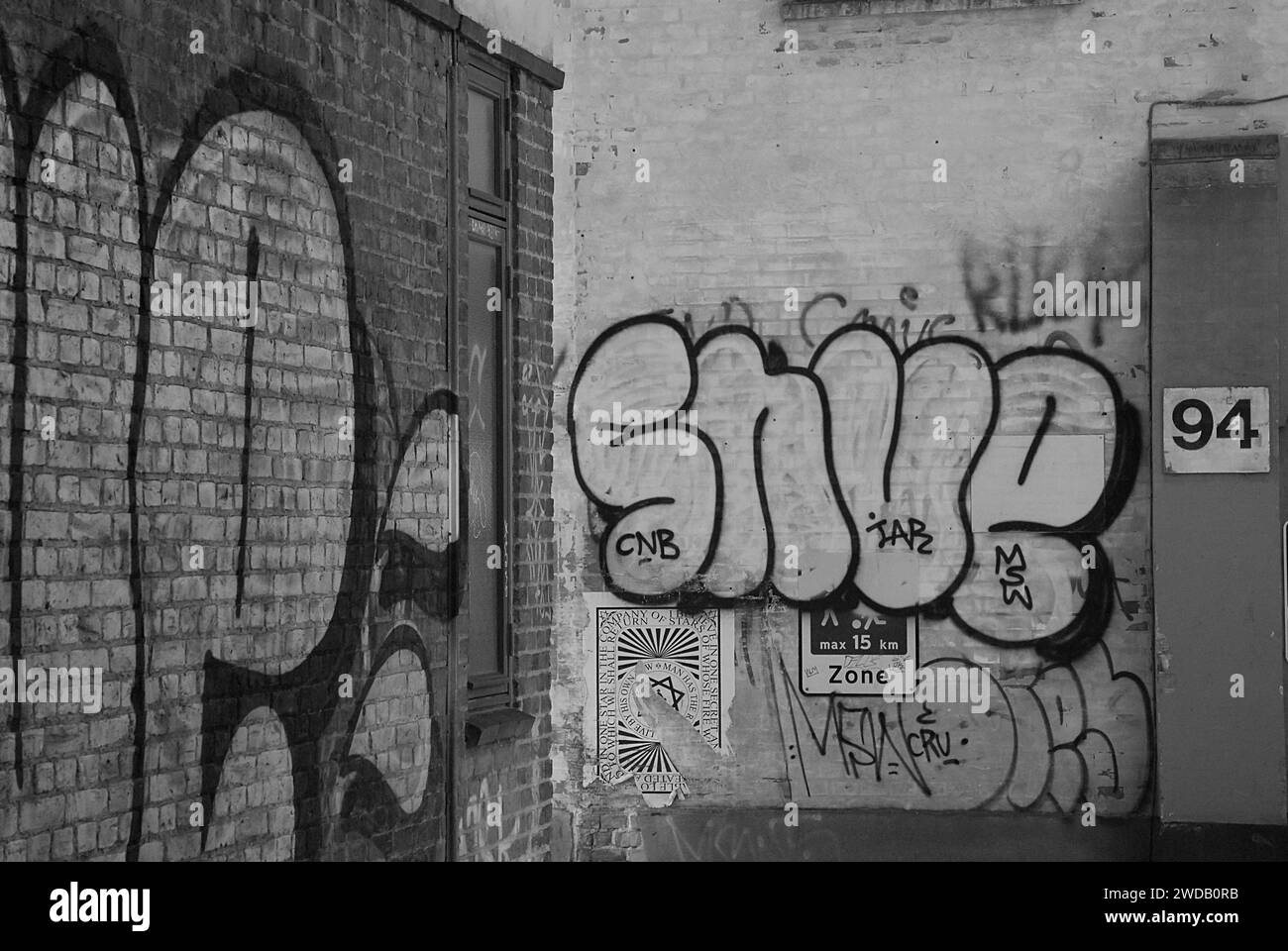 Copenhague / Danemark  10 mars 2017 -Graffiti sur le mur dans la borgade d'entern amager sur l'île d'Amager. ( Photo. Francis Dean/Deanpictures.) Banque D'Images