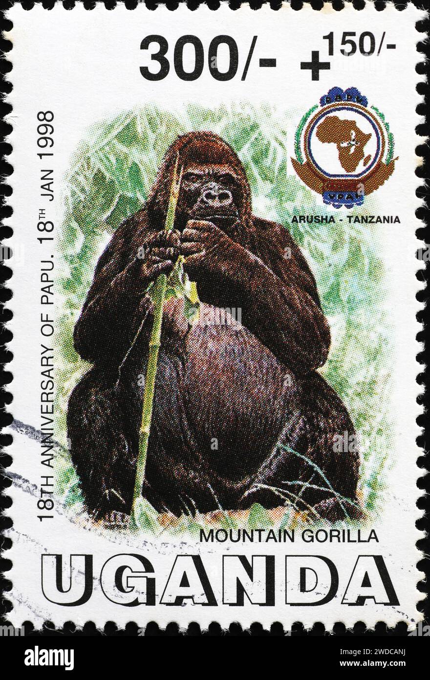 Anniversaire du gorille de montagne Papu célébré sur timbre de l'Ouganda Banque D'Images