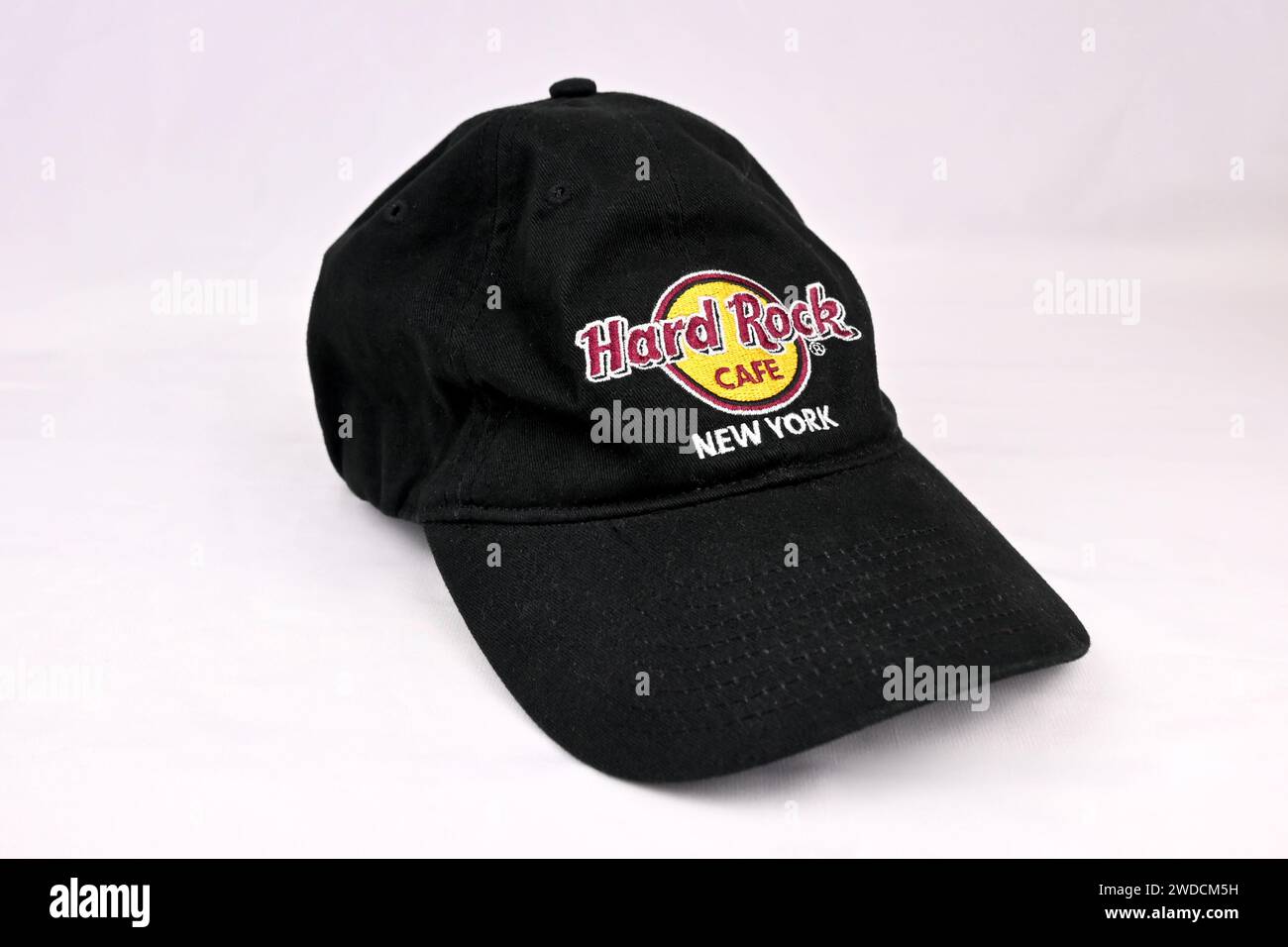 Hard Rock Cafe New York black Hat – pays de Galles, Royaume-Uni – 9 janvier 2024 Banque D'Images