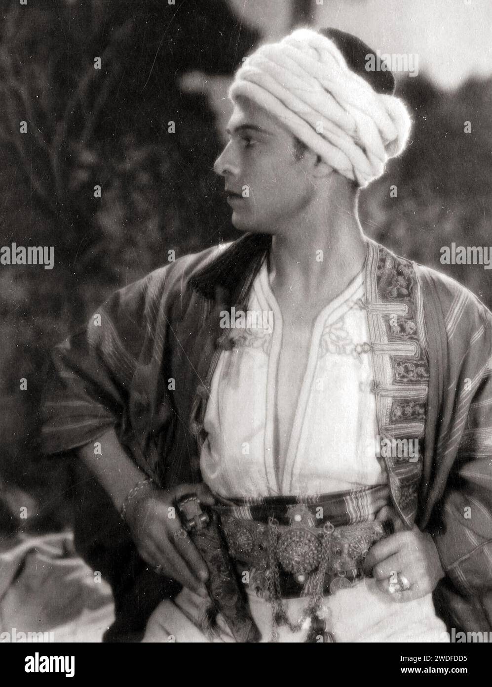 Rudolph Valentino's, en costume pour 'fils du Sheik', 1926 Banque D'Images
